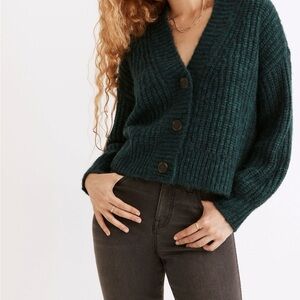 Waller Crop Cardigan Sweater |
Madewell
